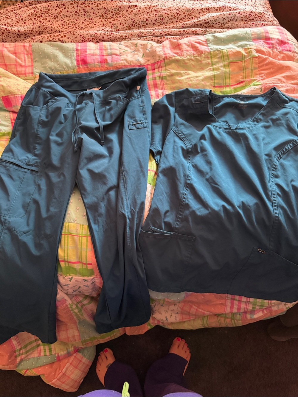 Cherokee Infinity Teal V-Neck Scrub Top and matching scrub pants